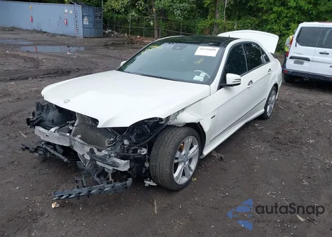 2012 Mercedes-Benz E 350 4Matic из США, поврежденный, VIN WDDHF8JB0CA617046